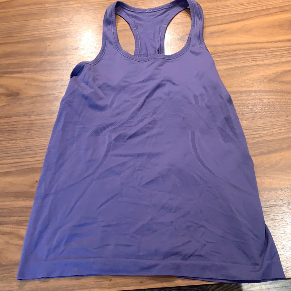 Swiftly tech tank - lulu lemon